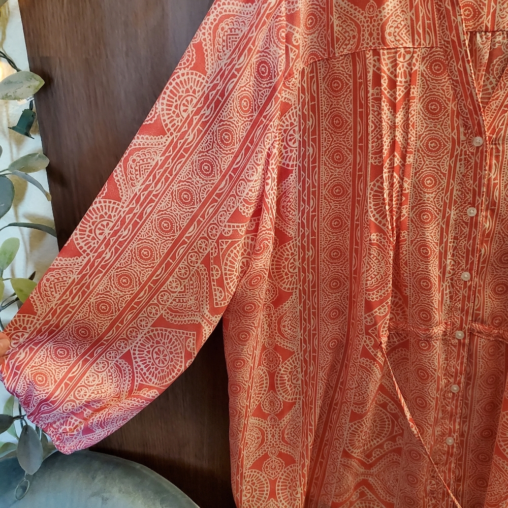 Terra & Sky Pink and White printed long sleeve top with tie - Picture 6 of 6